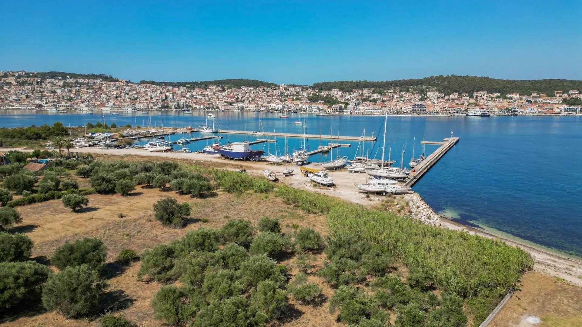 Boutique Saline Apartments - Blue Argostoli   Argostoli (Kefalonia)